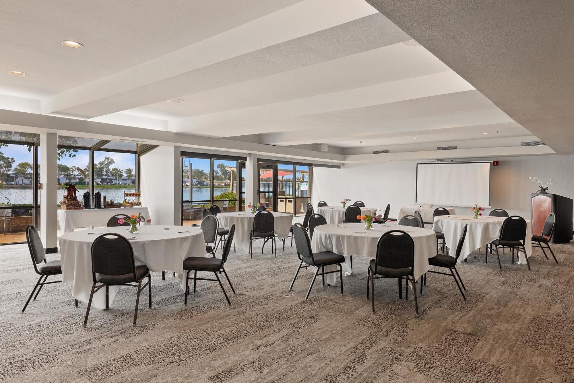 Executive Inn & Suites Oakland Ngoại thất bức ảnh